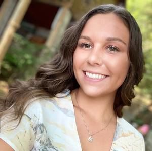 Meet your Posher, Jillian